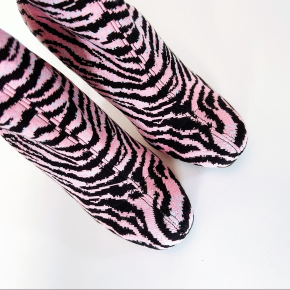 KENZO x H&M Tiger-striped Knit Ankle Boots - Picture 10 of 16